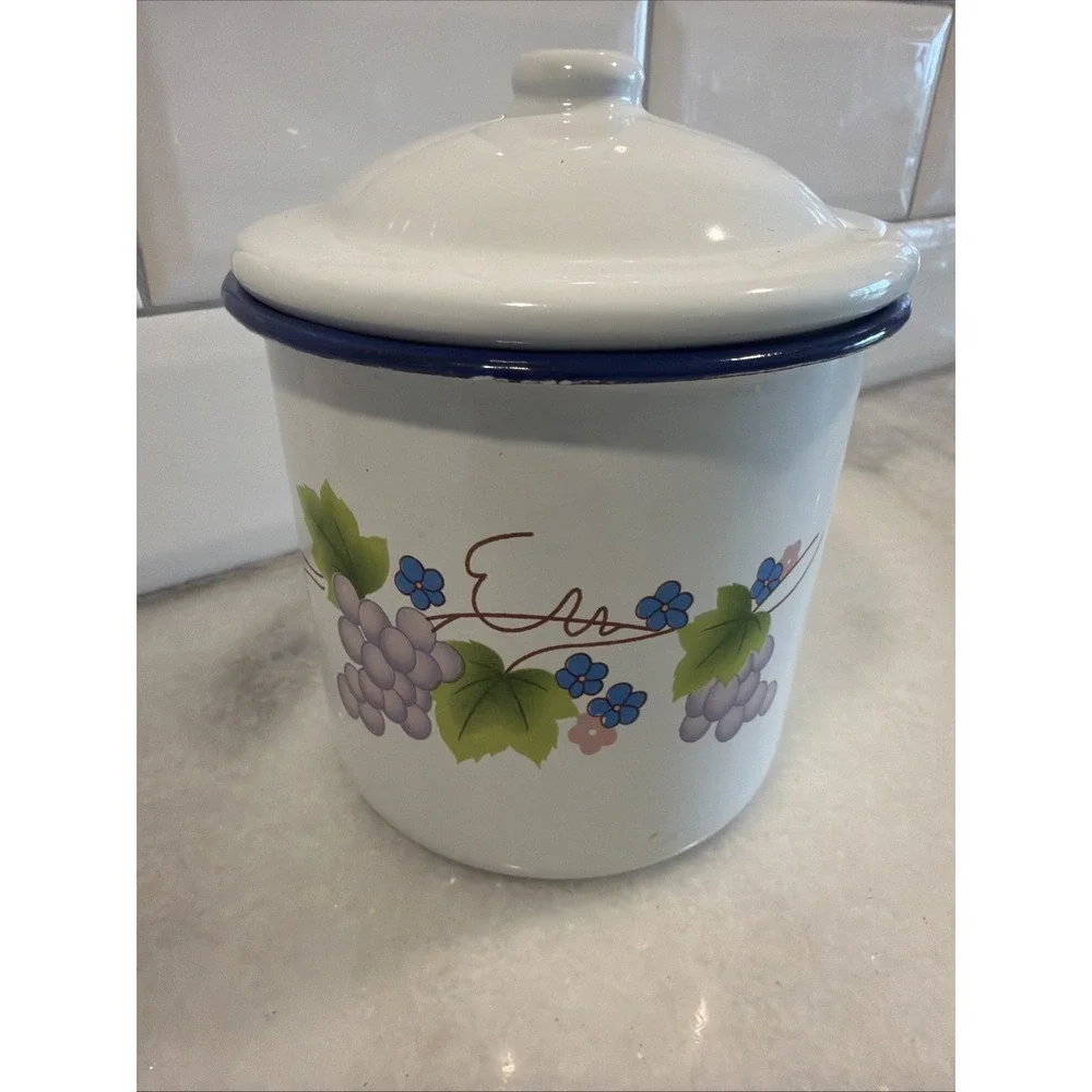 Vintage Enamelware Enamel Ware Dripping Pot/Container Grapevine